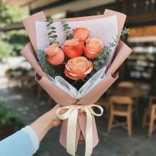 Букет цветов из:  Розы в Новом Приморского края