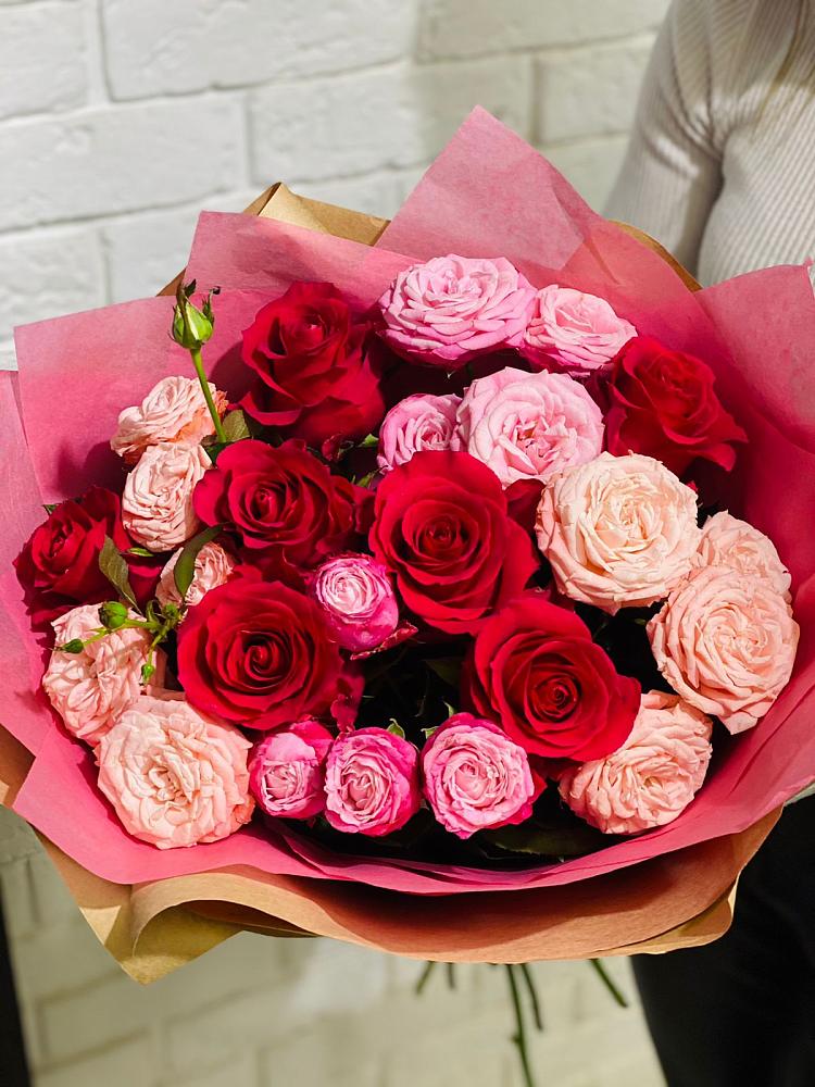 Букет цветов из: Розы в Новом Приморского края